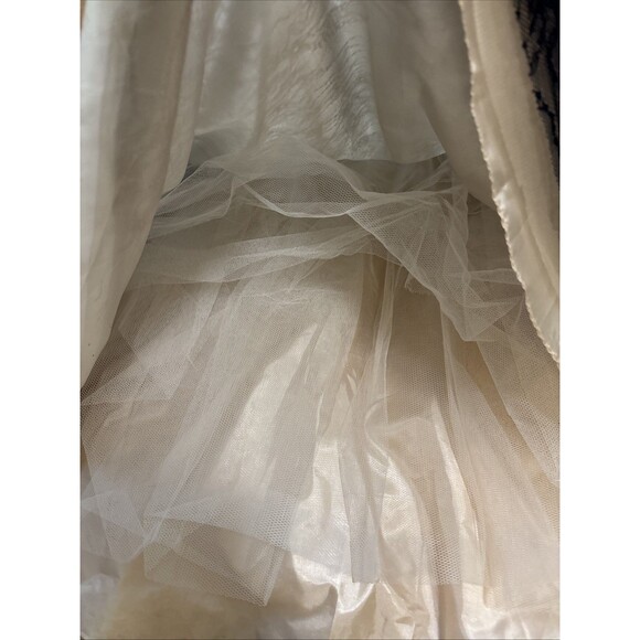 Xscape Navy Blue Lace Beaded tulle overlay Evening Gown Size 8 Formal Prom - Picture 13 of 17